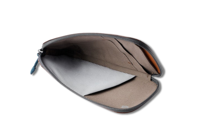 Bellroy All-Conditions Phone Pocket - Bronze - Bellroy