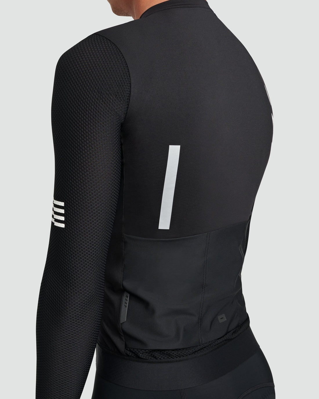 Evade Pro Base LS Jersey 2.0 - Black - MAAP