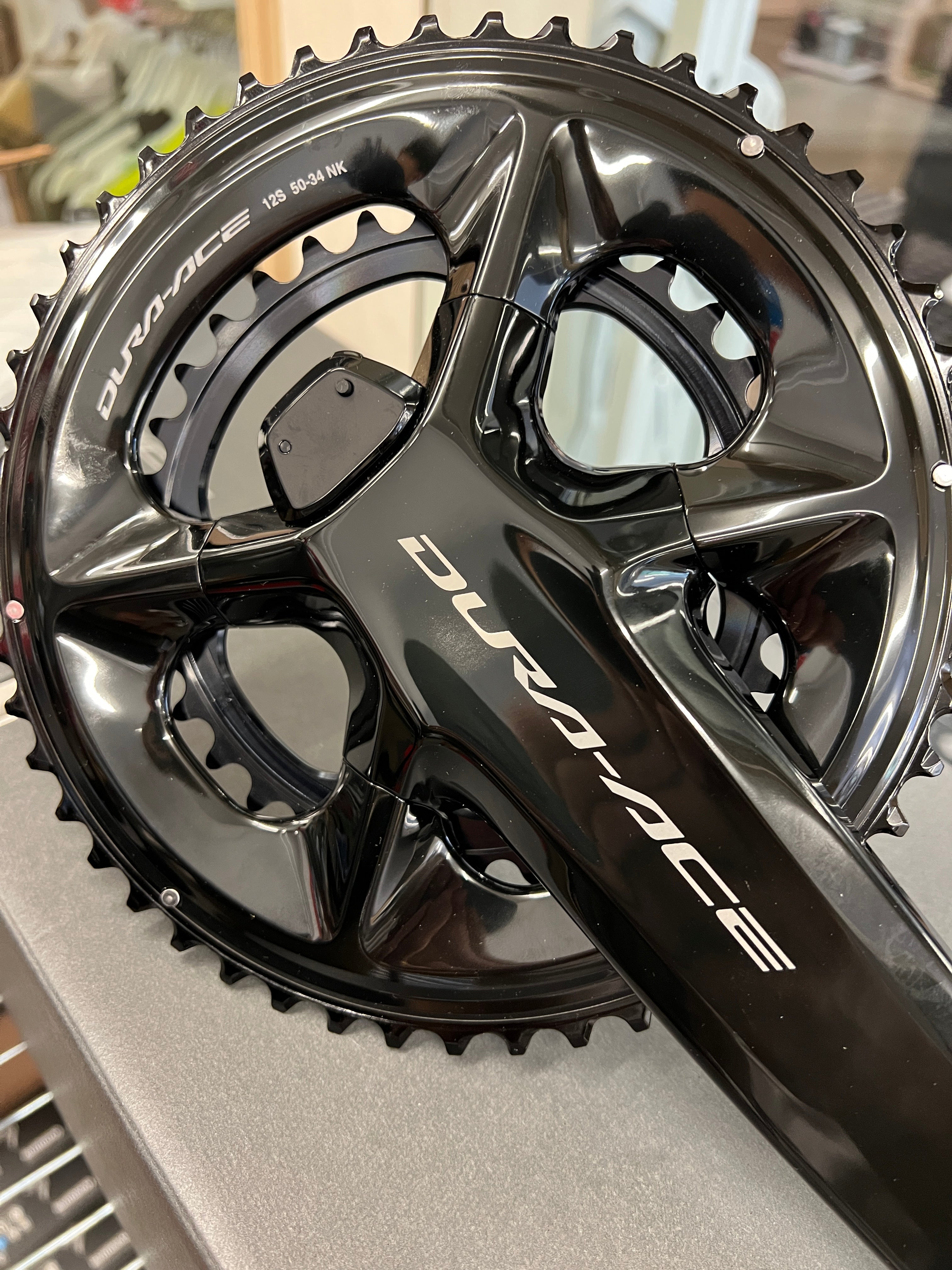 Shimano FC-R9200-P Crankset