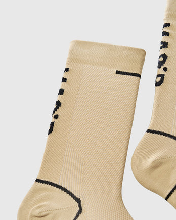 x The Arrivals Sock - Sand